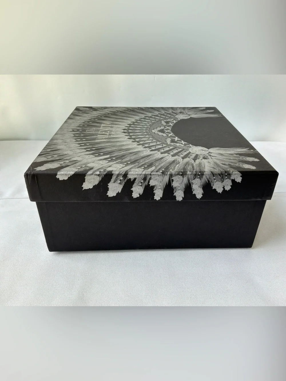 AUTHENTIC VALENTINO GARAVANI EMPTY GIFT/SHOE BOX 9 X 9 X 4
